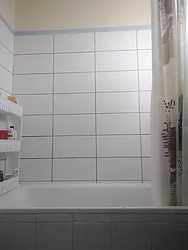 Snapshot of coolbrady17 chatting on October 2025 05:27:01 AM coolbrady17 online show from October 2025 05:27:01 AM