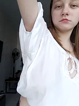 Snapshot of Bonechka chatting on September 2025 04:25:01 AM Bonechka online show from September 2025 04:25:01 AM