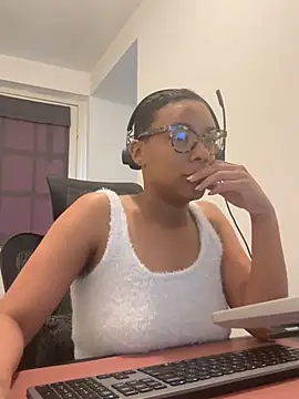 Melia Rayne online show from April 2026 09:37:01 AM