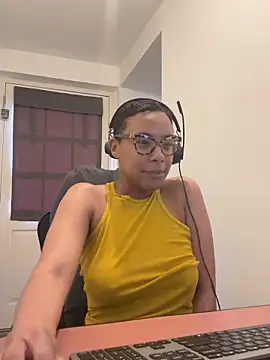 Melia Rayne online show from April 2026 09:52:02 AM