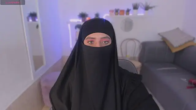 Snapshot of salma_arabicc chatting on October 2025 04:11:01 AM salma arabicc online show from October 2025 04:11:01 AM