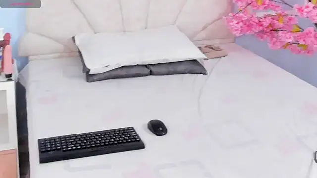 Candaceoweens online show from March 2025 03:47:01 AM