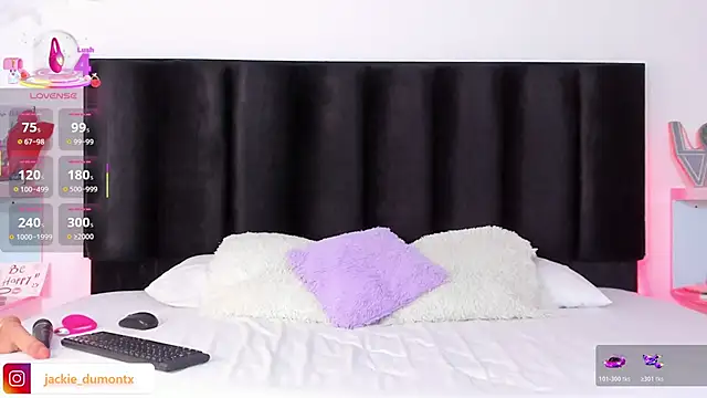JackieDumont1 online show from November 2025 08:20:01 PM
