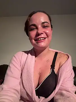 Snapshot of Biana_Fernan chatting on May 2026 09:10:01 PM Biana Fernan online show from May 2026 09:10:01 PM