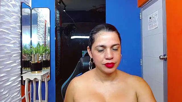 tatiana lc online show from March 2025 06:43:01 AM