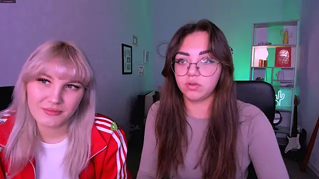 kiki swan online show from December 2025 06:50:01 AM