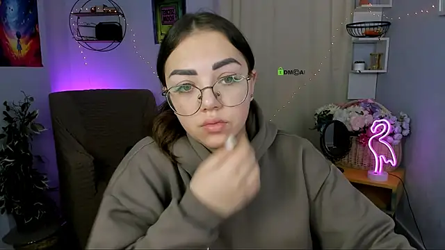 kiki swan online show from January 2026 06:50:01 AM