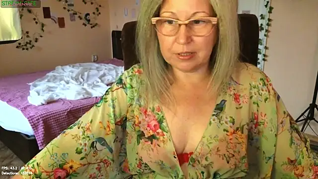 Snapshot of Wane_Witch chatting on July 2026 03:22:01 PM Wane Witch online show from July 2026 03:22:01 PM