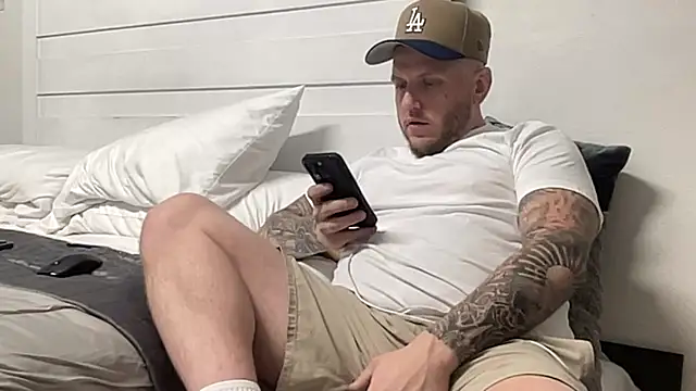 Snapshot of Thegreatwhitepipe chatting on October 2025 10:00:02 AM Thegreatwhitepipe online show from October 2025 10:00:02 AM