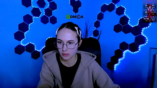 Snapshot of mona_cloud chatting on February 2026 09:00:02 PM mona cloud online show from February 2026 09:00:02 PM