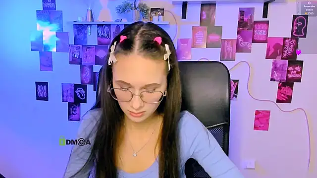 mona cloud online show from April 2026 07:42:01 PM