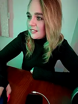 Snapshot of Juicy_PeachLux chatting on March 2025 07:59:02 PM Juicy PeachLux online show from March 2025 07:59:02 PM