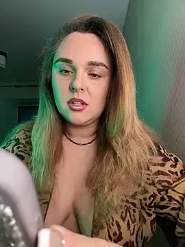 Snapshot of Juicy_PeachLux chatting on September 2025 02:05:02 PM Juicy PeachLux online show from September 2025 02:05:02 PM