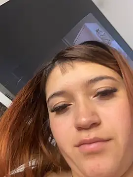 Snapshot of Karina_Leon chatting on July 2026 09:49:02 PM Karina Leon online show from July 2026 09:49:02 PM