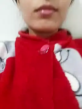 saraaxx1 online show from December 2025 02:22:01 PM