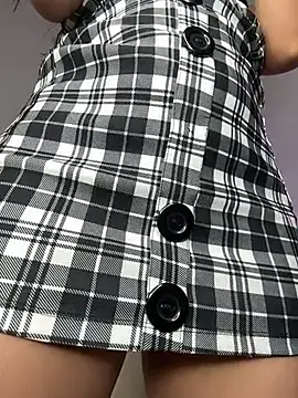  Emily Thompson  online show from October 2025 01:28:01 AM