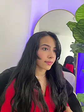  Emily Thompson  online show from February 2026 01:48:01 AM