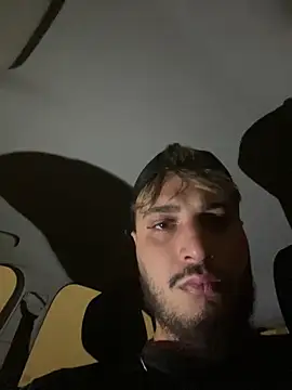 Bello98sud online show from September 2025 11:08:01 PM