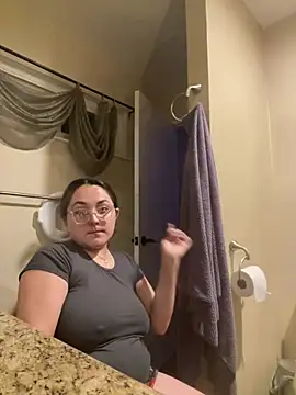 sexy milfbell online show from March 2025 12:06:02 PM