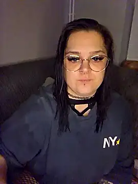 Snapshot of Saucy-Serenity chatting on October 2025 07:25:02 PM Saucy-Serenity online show from October 2025 07:25:02 PM