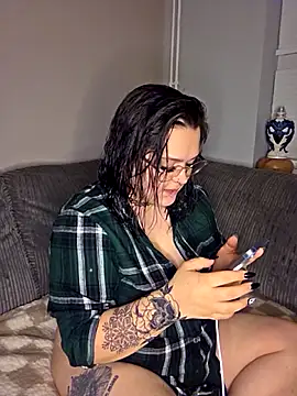 Snapshot of Saucy-Serenity chatting on October 2025 07:24:02 PM Saucy-Serenity online show from October 2025 07:24:02 PM