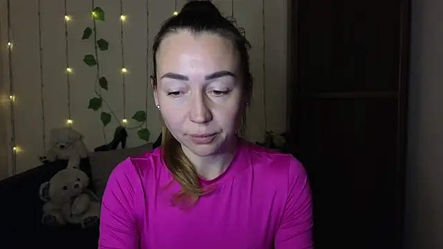 Kiss julli88I online show from March 2025 12:31:02 PM