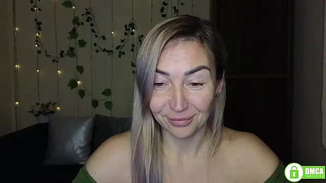 Kiss julli88I online show from December 2025 06:35:02 PM