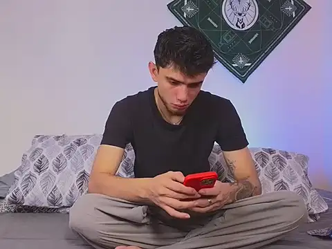 samevansx  online show from September 2025 01:59:01 PM