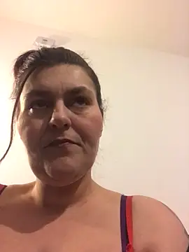 Curvy-Essex-Milf online show from March 2025 12:51:01 AM