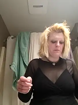 KITTYBOOBOOFUXX online show from February 2026 09:28:01 AM