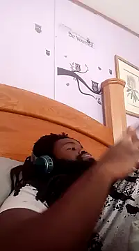 Snapshot of shaniko89isscam chatting on March 2025 04:10:01 PM shaniko89isscam online show from March 2025 04:10:01 PM