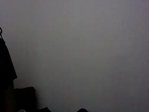 Snapshot of shaniko89isscam chatting on April 2026 04:15:02 PM shaniko89isscam online show from April 2026 04:15:02 PM