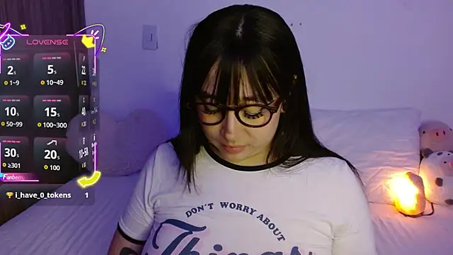 Oliviargf online show from October 2025 12:28:02 AM