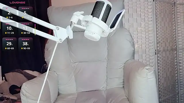 Cocobee online show from November 2025 05:57:01 PM