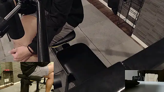 Stretch-man online show from December 2025 05:22:02 PM