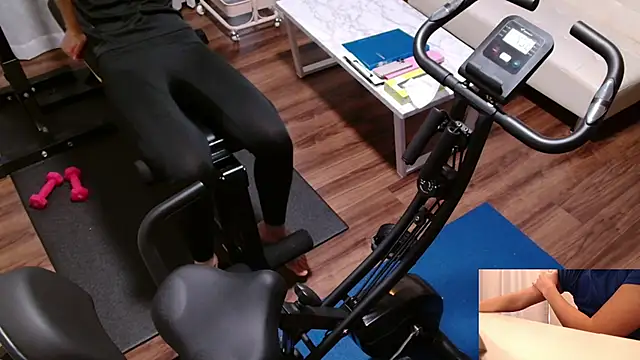 Stretch-man online show from March 2026 04:29:01 AM