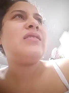 esmeralda jadees online show from March 2025 08:13:01 AM