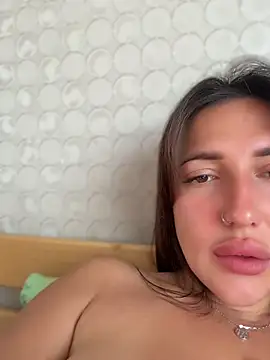 AleksandraRich online show from June 2026 01:10:01 AM