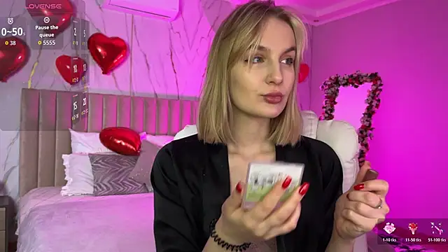  Vikky Moon  online show from March 2026 12:38:02 AM