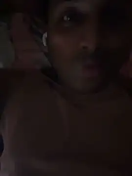 Snapshot of MIRTHICK2002 chatting on March 2025 10:54:01 PM MIRTHICK2002 online show from March 2025 10:54:01 PM