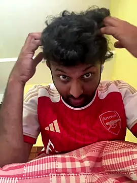 Snapshot of MIRTHICK2002 chatting on October 2025 07:56:01 AM MIRTHICK2002 online show from October 2025 07:56:01 AM