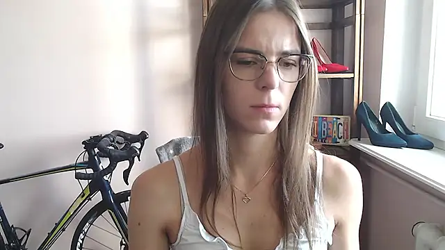 Snapshot of love_megi chatting on May 2026 06:30:01 AM love megi online show from May 2026 06:30:01 AM