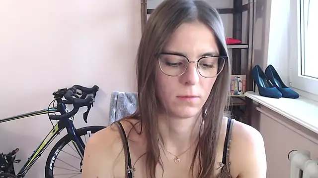 Snapshot of love_megi chatting on May 2026 06:09:01 PM love megi online show from May 2026 06:09:01 PM