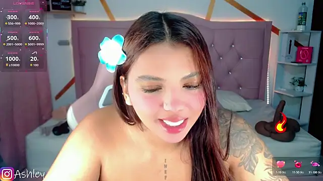 Ashley dolll online show from October 2025 09:04:01 PM