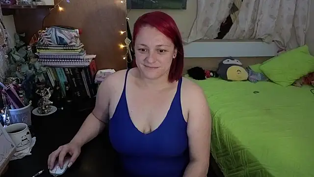 ValkaBlue online show from December 2025 04:21:01 AM