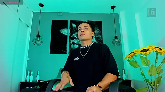 Draco collins online show from November 2025 08:20:01 PM