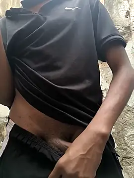 2BigBlacxxx online show from November 2025 11:18:02 AM