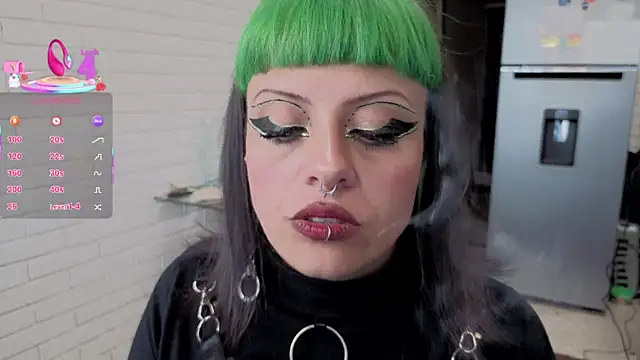 freyaa sorcerees online show from November 2025 03:00:01 PM