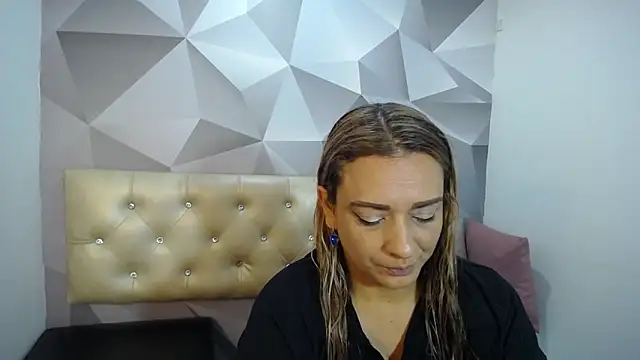 Milf-Prettyboobs online show from December 2025 10:42:01 AM