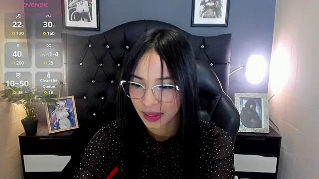 Snapshot of Lissandra_18 chatting on November 2025 04:11:02 AM Lissandra 18 online show from November 2025 04:11:02 AM